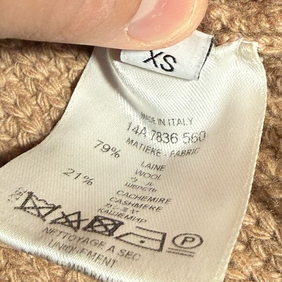 Givenchy V-Detail Cashmere Sweater - Picture 8 of 8